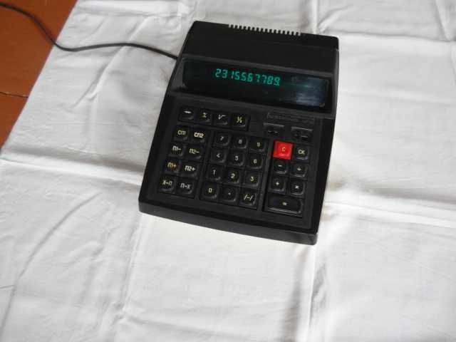 Калькулятор Электроника МК44