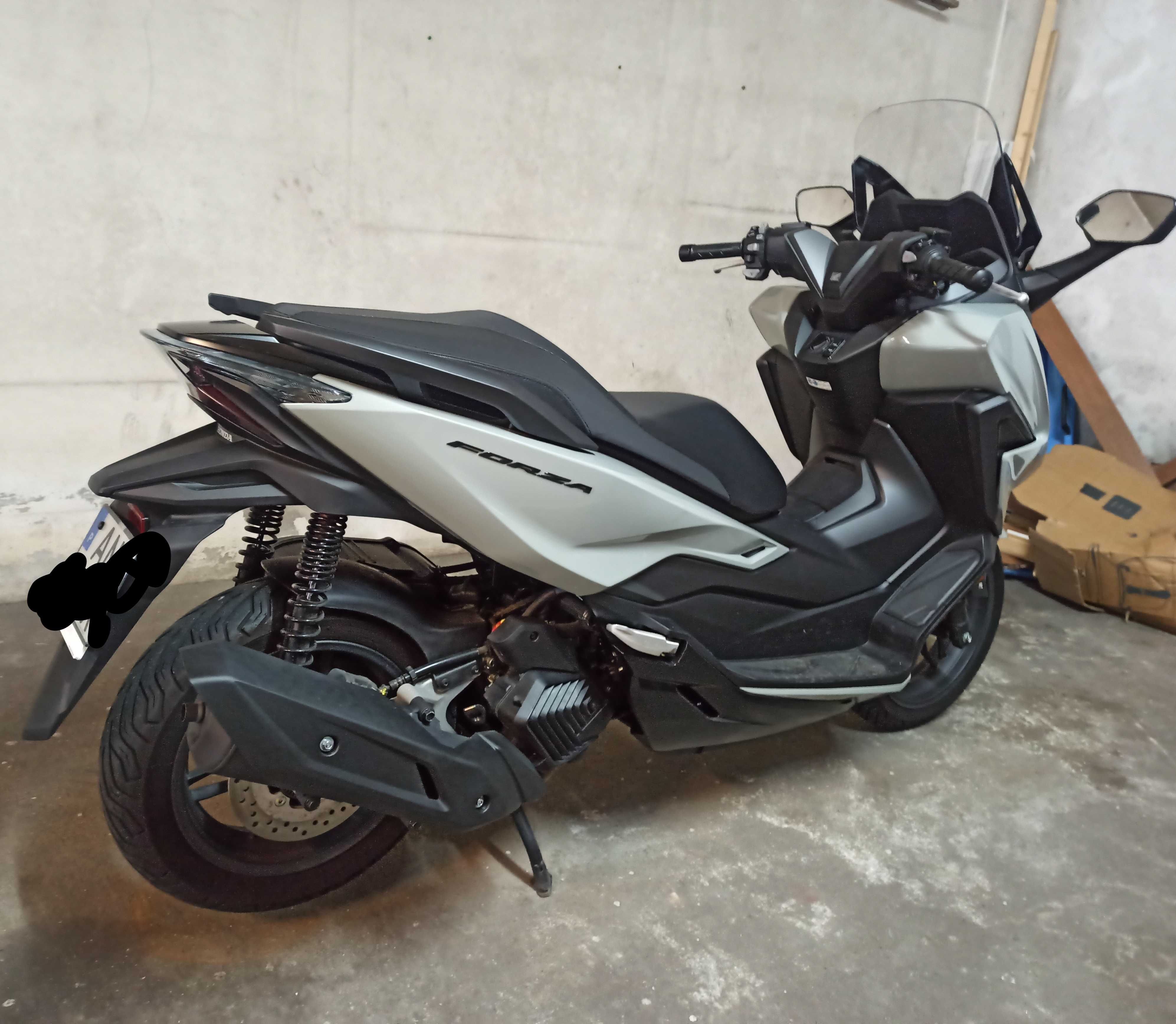 Honda Forza 125 scooter
