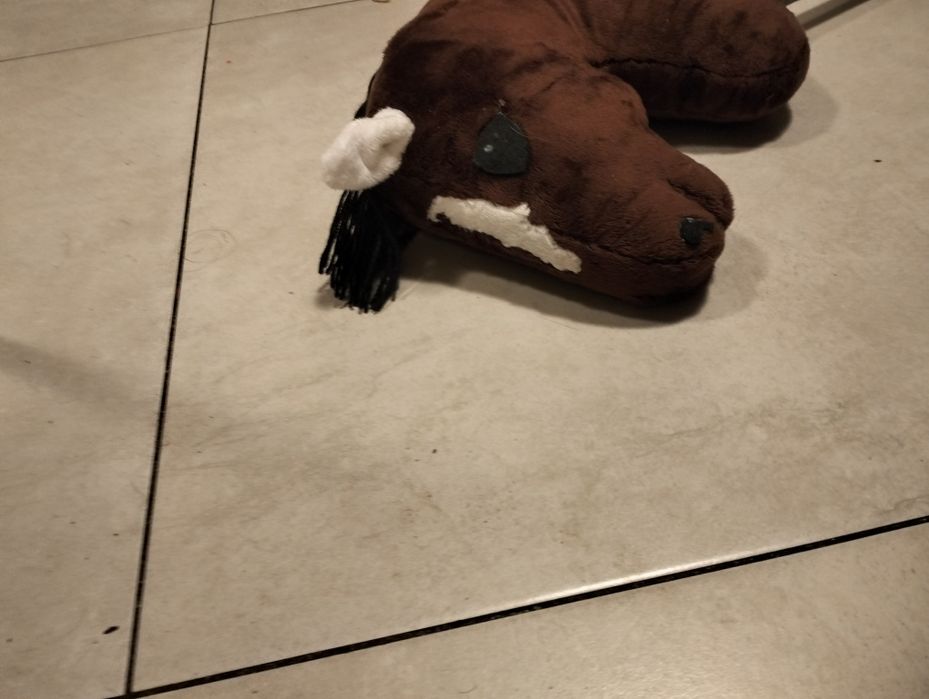 Hobby horse z łatkami