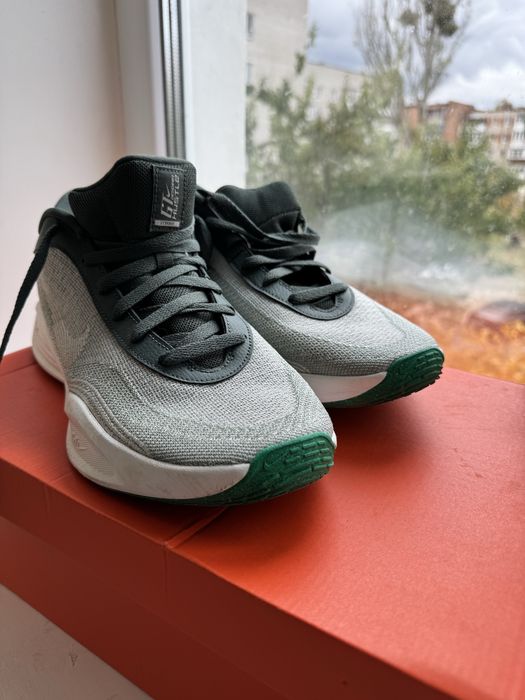 Nike G.T Hustle Academy 11.5