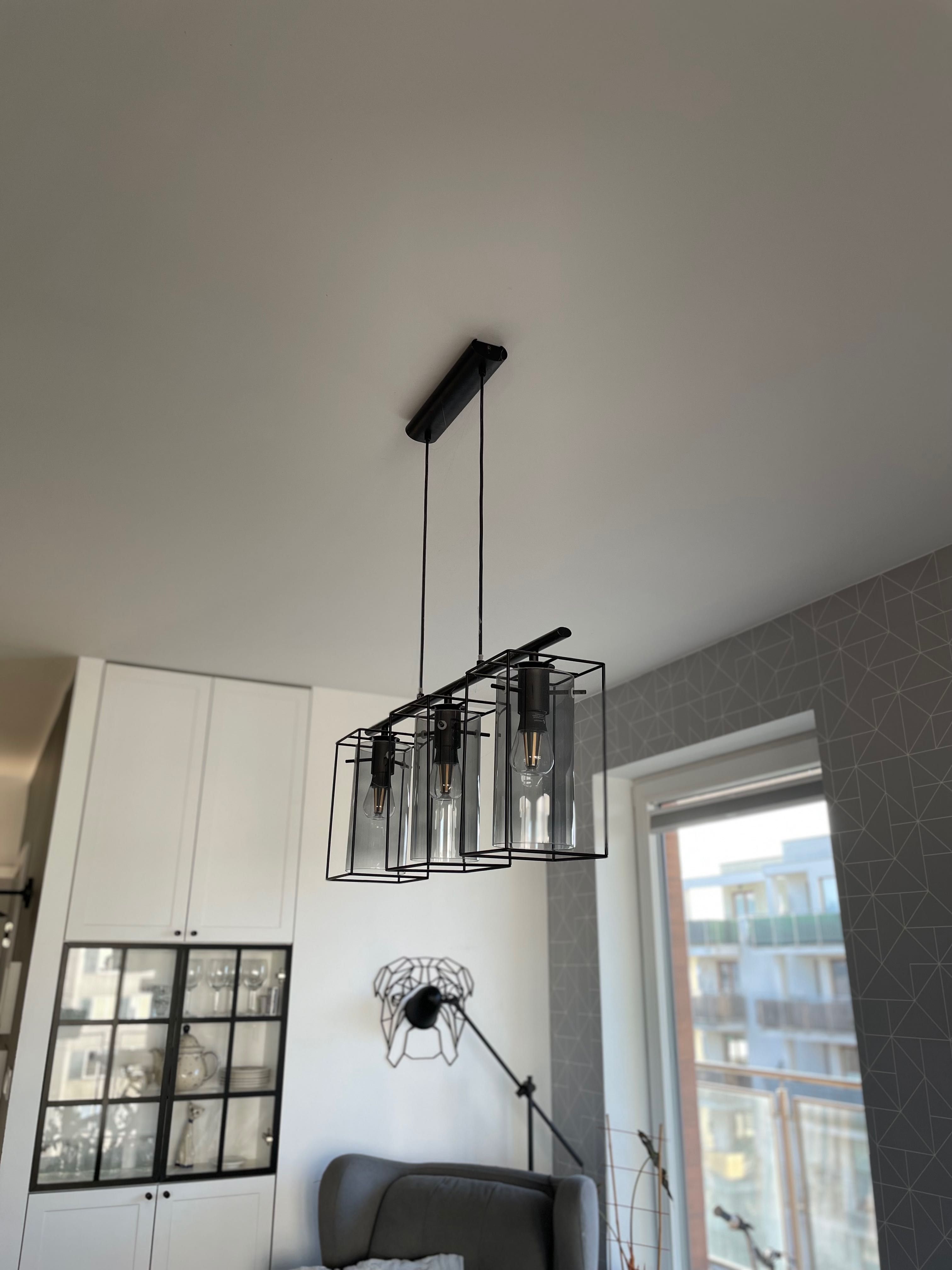 Lampa czarna loft