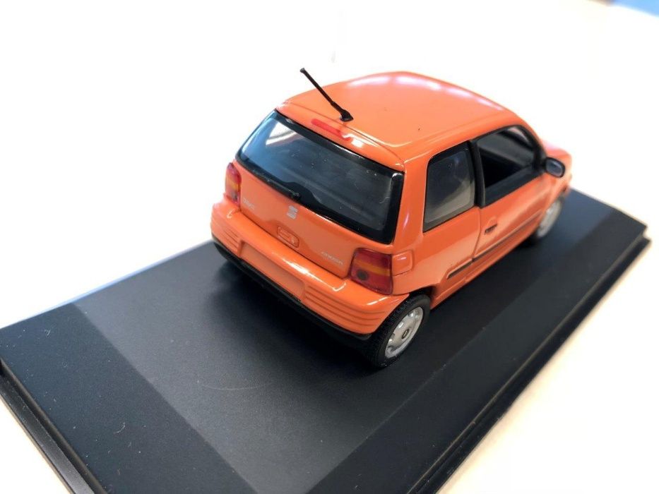 Miniatura de coleção SEAT Arosa Minichamps 1:43