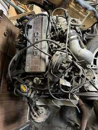 Motor Nissan 300 ZX Z31 ( VG30E ) a trabalhar