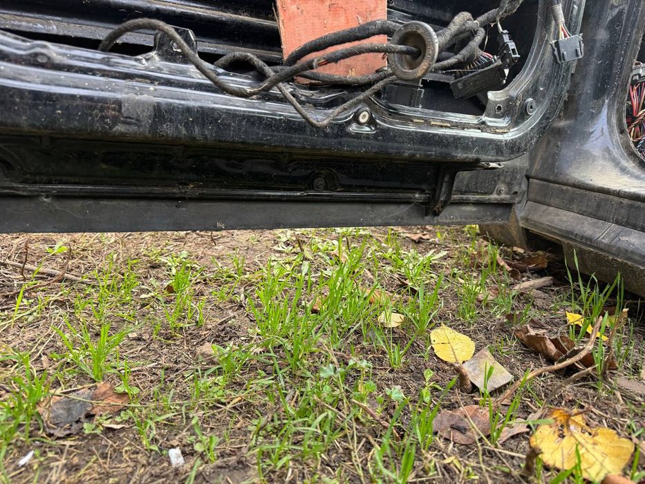 Двері пасат б5 рестайл в зборі