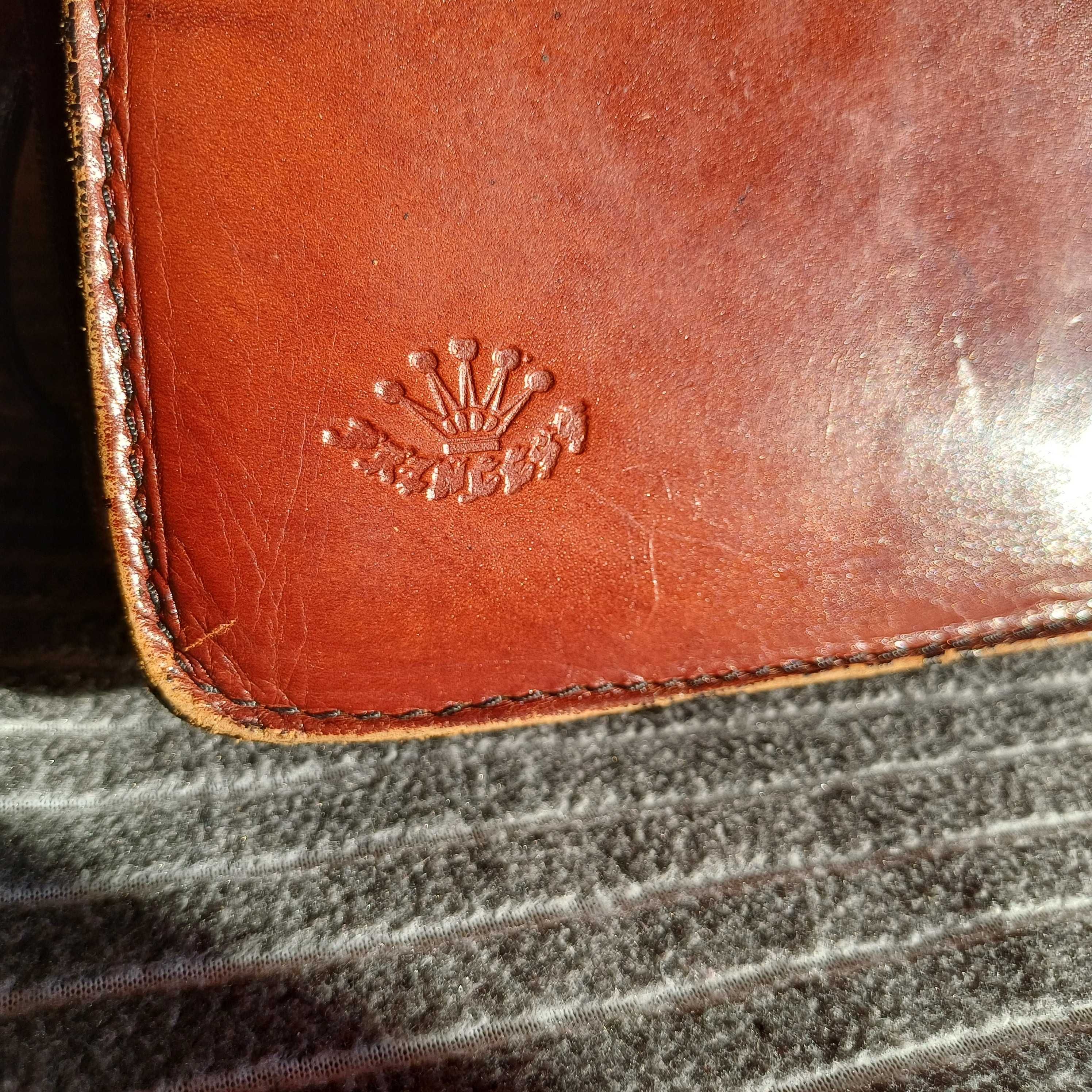 Mala Vintage, de couro de alta qualidade, da marca Ceancarel