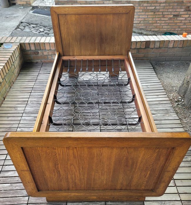 Stare przedwojenne Łóżko z 1935 roku