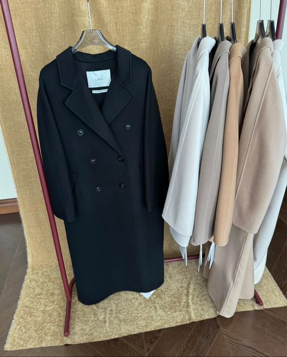 Пальто LARA Італія