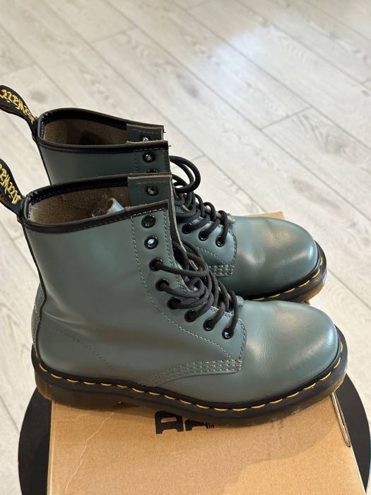 Dr. Martens  ( оригінал )демісезон