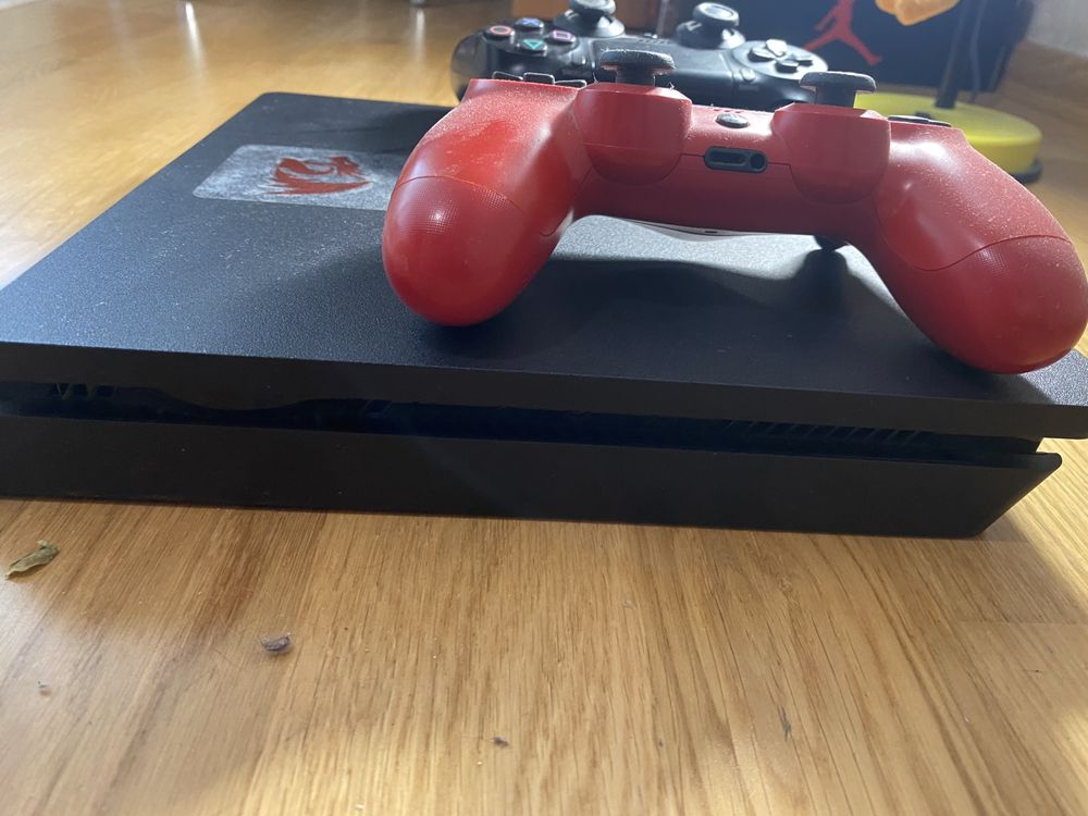 PlayStation 4 slim в ідеалі