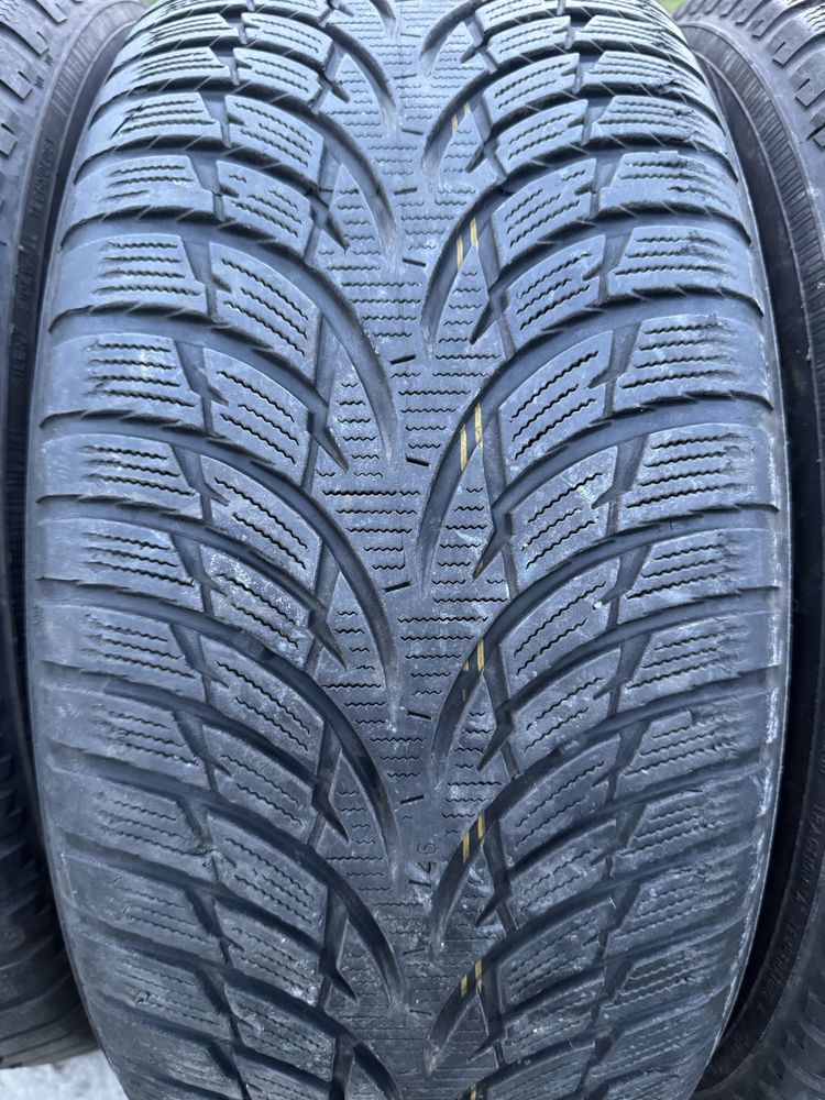 Opony Nokian 235/55/17 zimowe