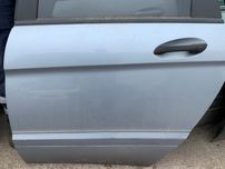 Mercedes b klasa w245 DRZWI LEWE tył NIEBIESKIE lakier 391 części