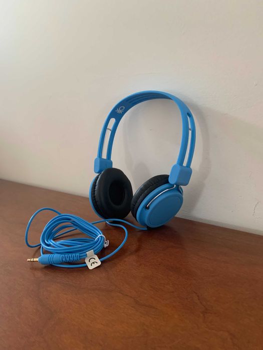 Auscultadores Benetton