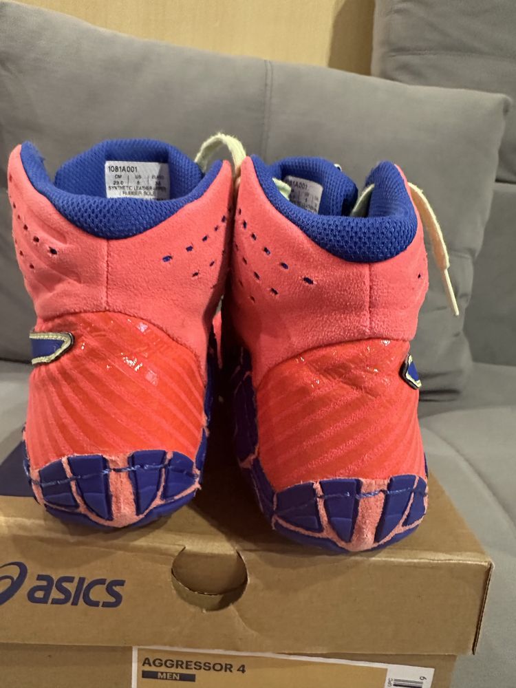 Asics aggressor 4 -35 р