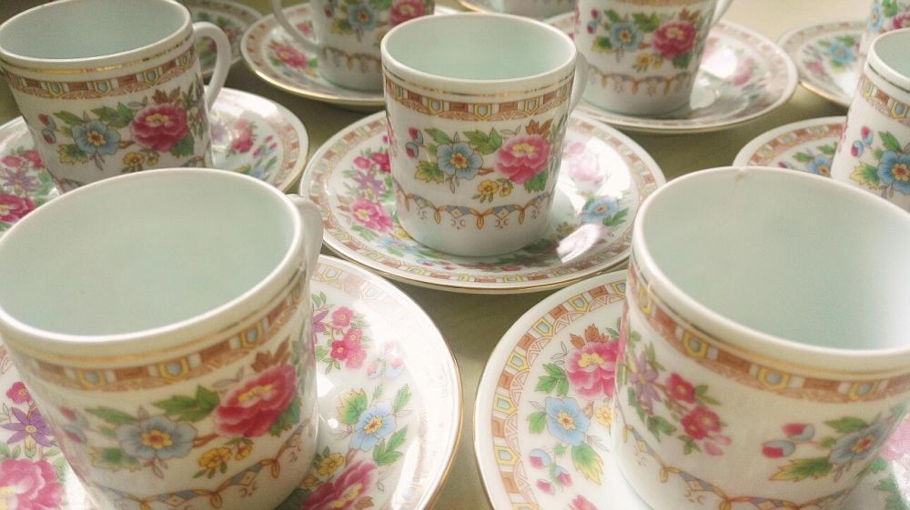 Komplet kawowy z chińskiej porcelany. Serwis do kawy.