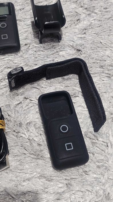 Instra360 Remote + Selfie Stick + Bolsa + Fita