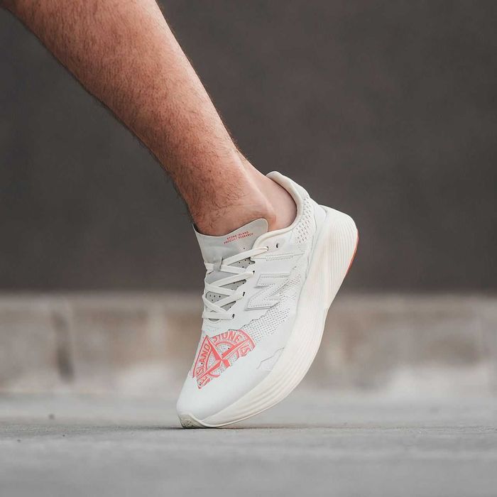 Чоловічі Кросівки New Balance FuelCell x Stone Island 40-45