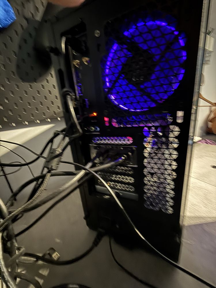 Komputer pc  gamingowy g4m3r NA GWARANCJI