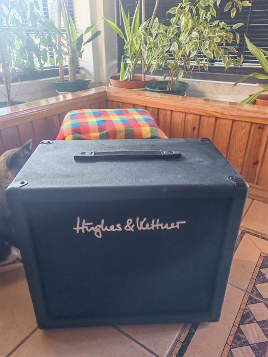 Hughes&Kettner Grandmeister Deluxe 40 + Coluna H&K 112 + H&K FSW 432