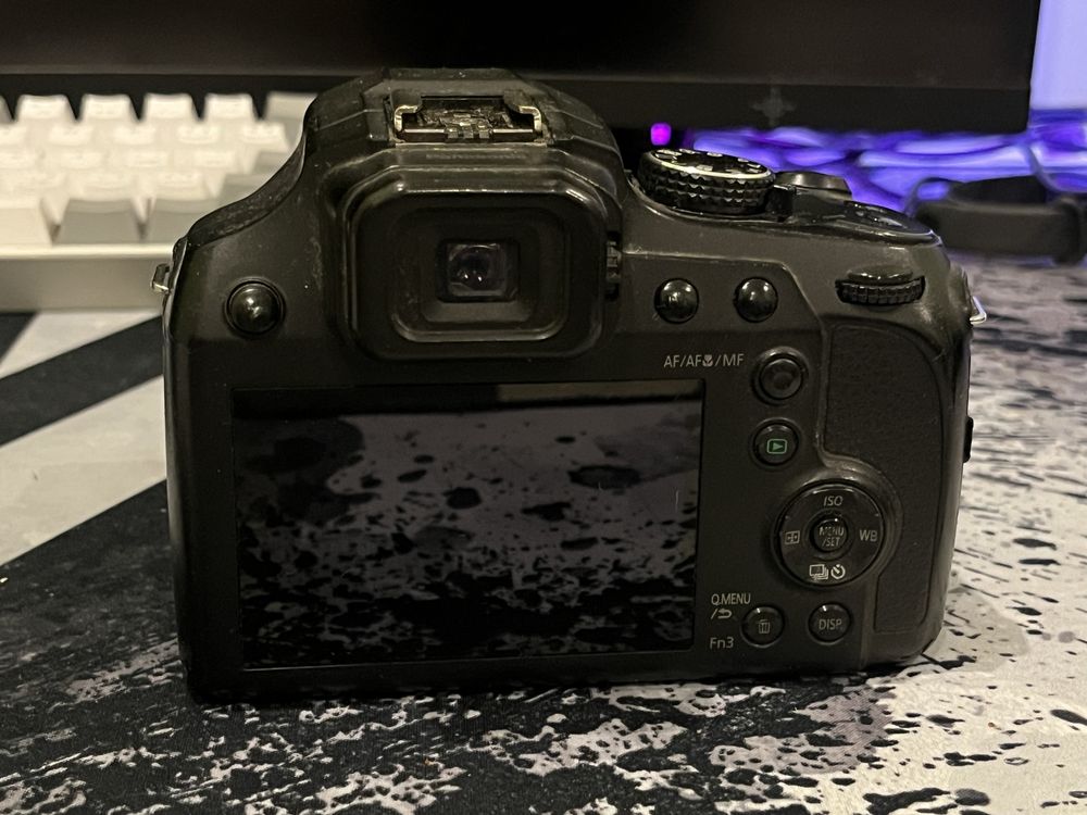Panasonic Lumix fz-82