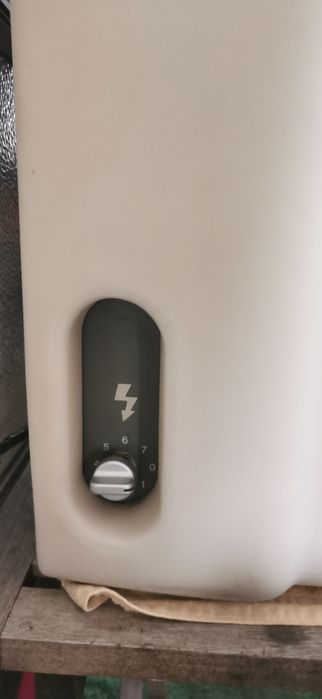 Lodówka electrolux absorpcyjna na 12v i230