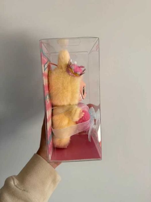 PopMart Labubu lets checkmate