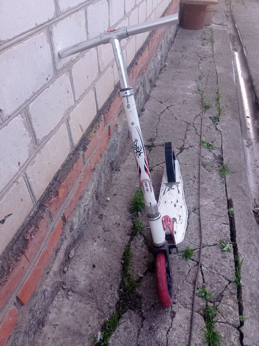 Продам самокат дитячий