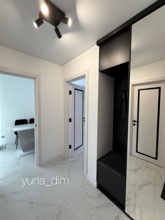 Квартира з ремонтом, меблями та технікою — 2 рівні, м. Дубно