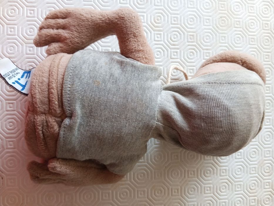 ET o extraterrestre peluche 23cm 1998 E.T. GUND Universal Studios