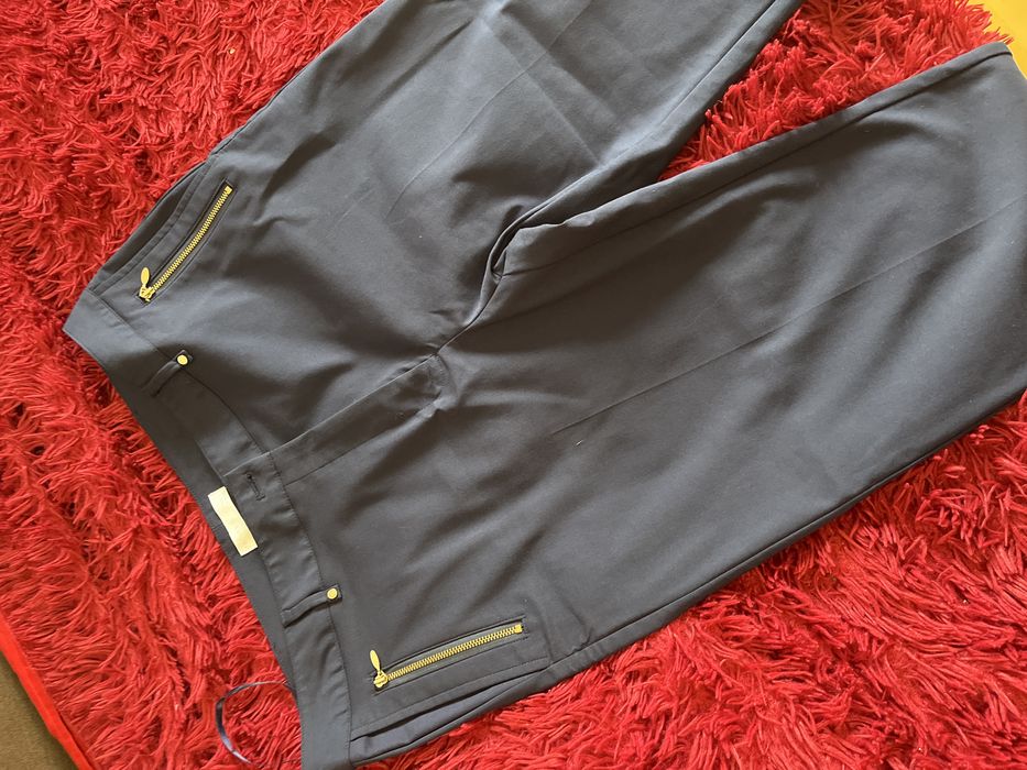 Чудові речі! Коробка жіночий речей на розмір 50/Хл/16