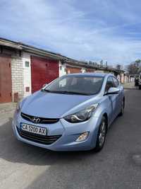 Hyundai Elantra 2012 офіціальна