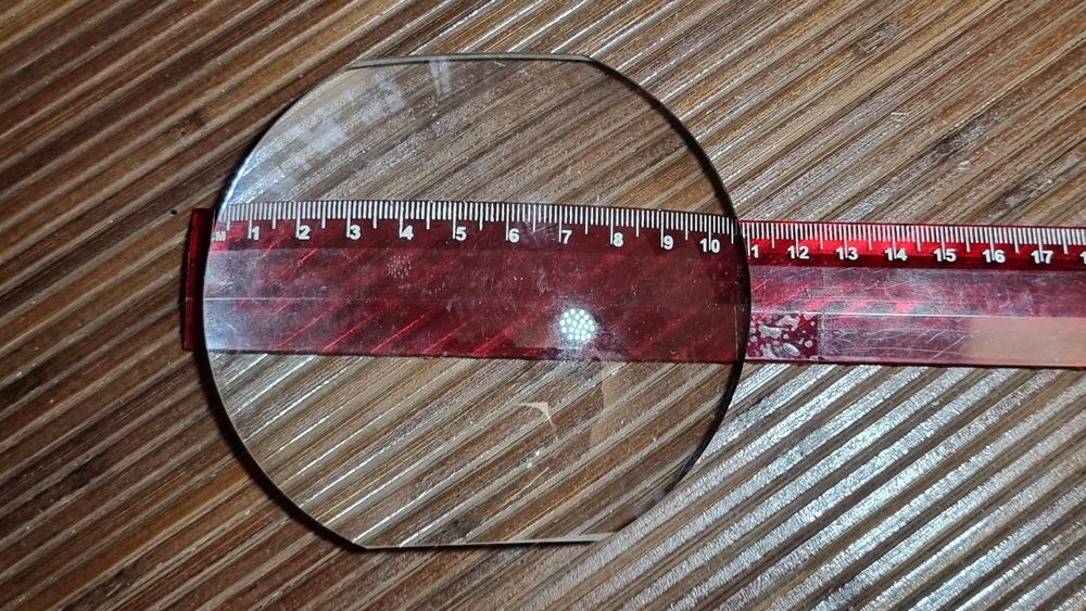 Лупа увеличительная ( линза)