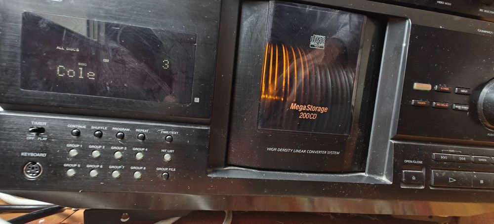 Sony 200CD Mega Storage  Compact Disc Player CDP-CX260 Rezerwacja