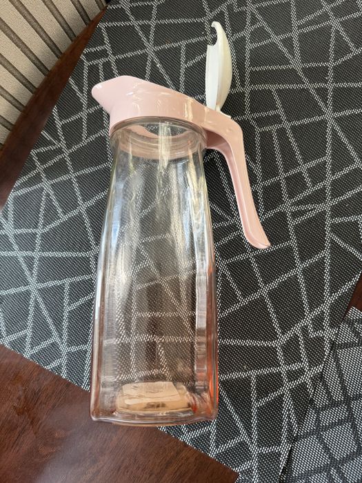 Склянний кувшин рожевий