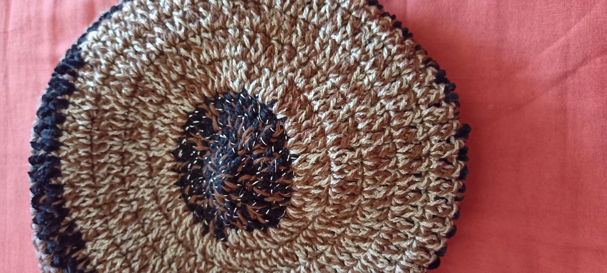 Gorro feito à mão