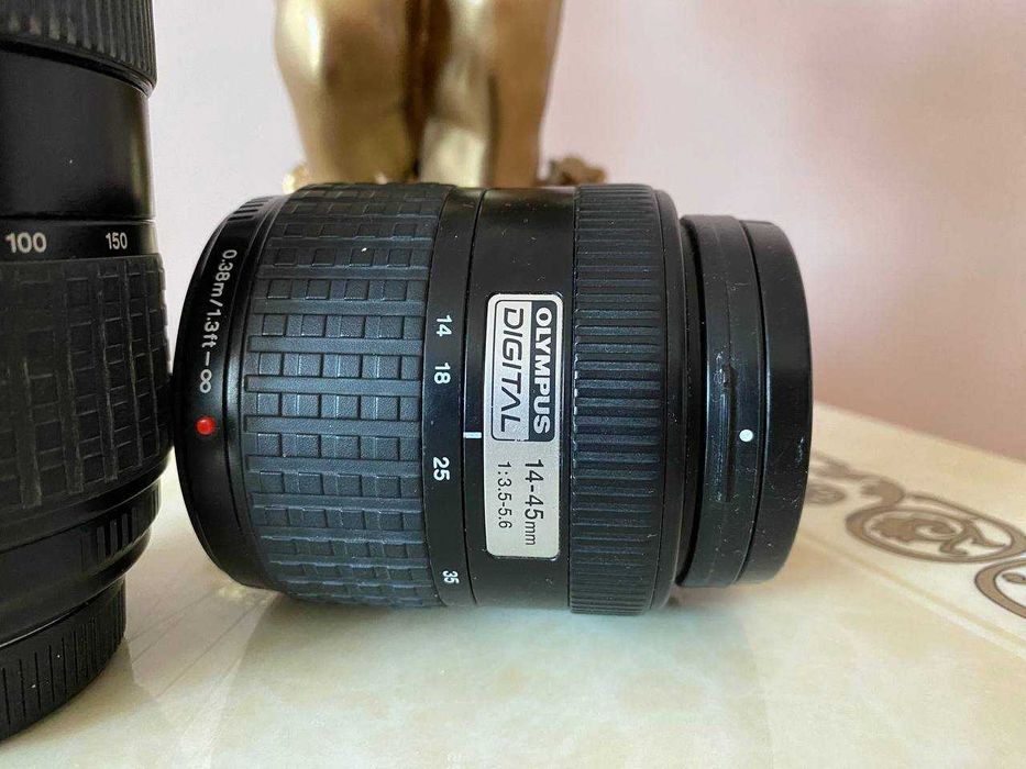 Обʼєктив Olympus Digital 14-45mm