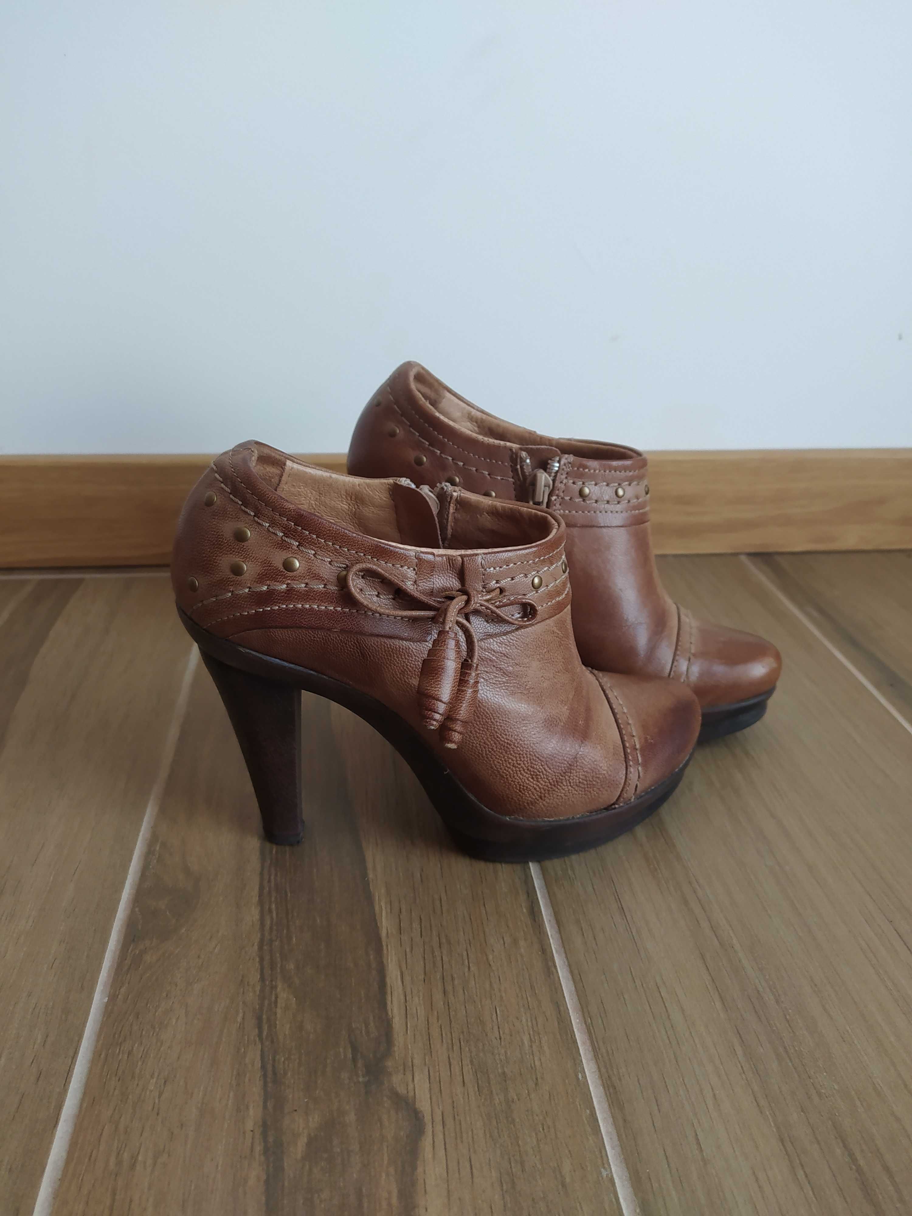 Botins como novos