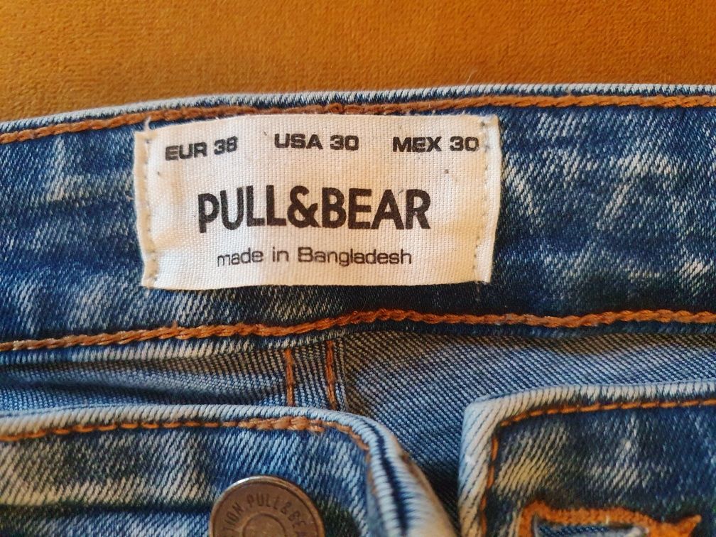Męskie jeansy skinny fit rurki Pull&Bear
