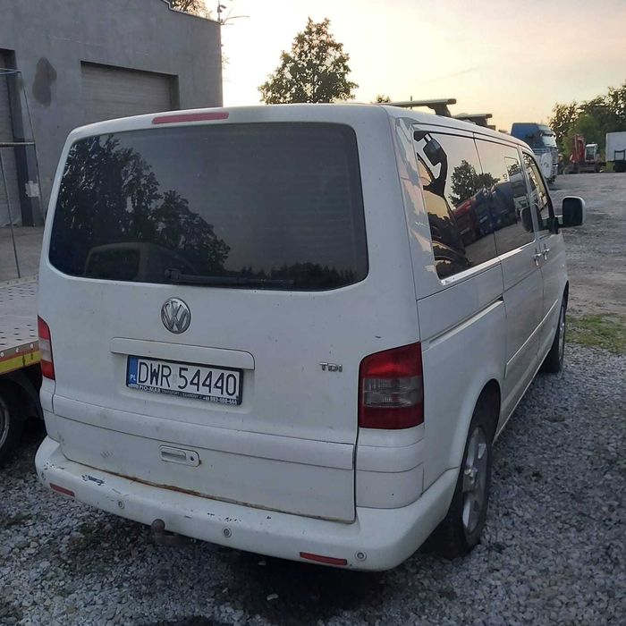 VW T5, 2006, manual, 390 tys km, awaria silnika (głowica i rozrząd OK)