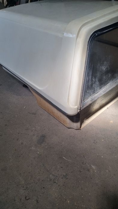 Hardtop Mitsubishi L200