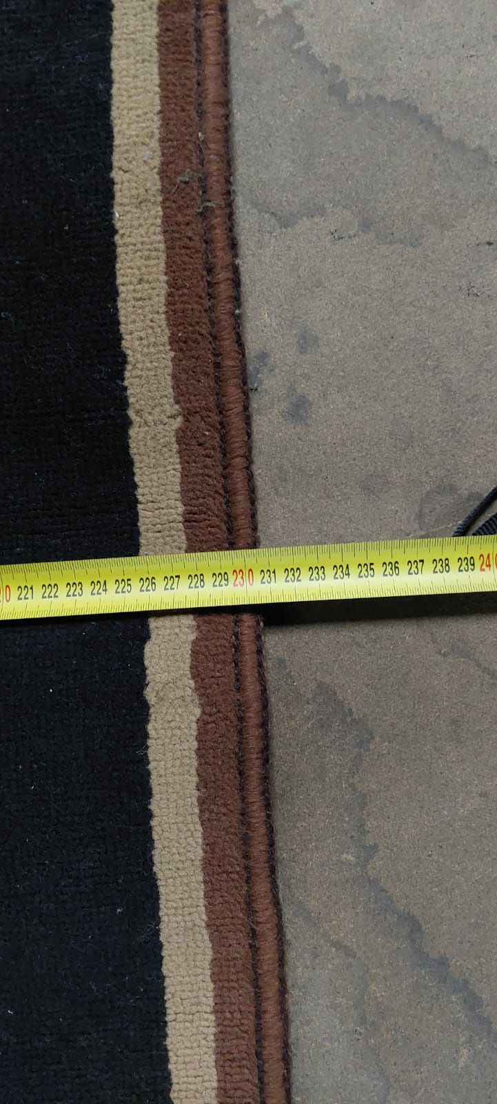 Dywan 230cm x 328cm oraz 252x 347