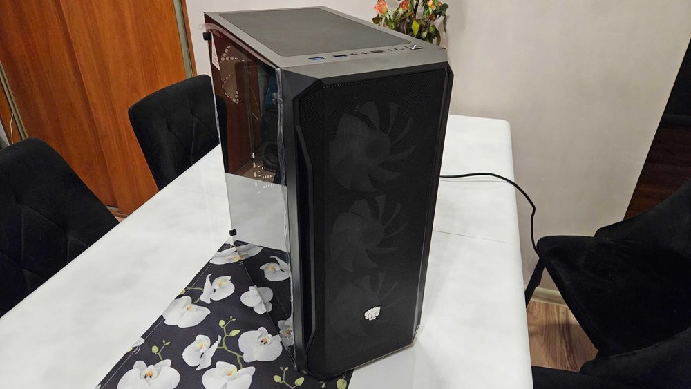 Komputer MSI Z490, i7 10700KF, RTX 2060, 16GB RAM, 500Gb SSD