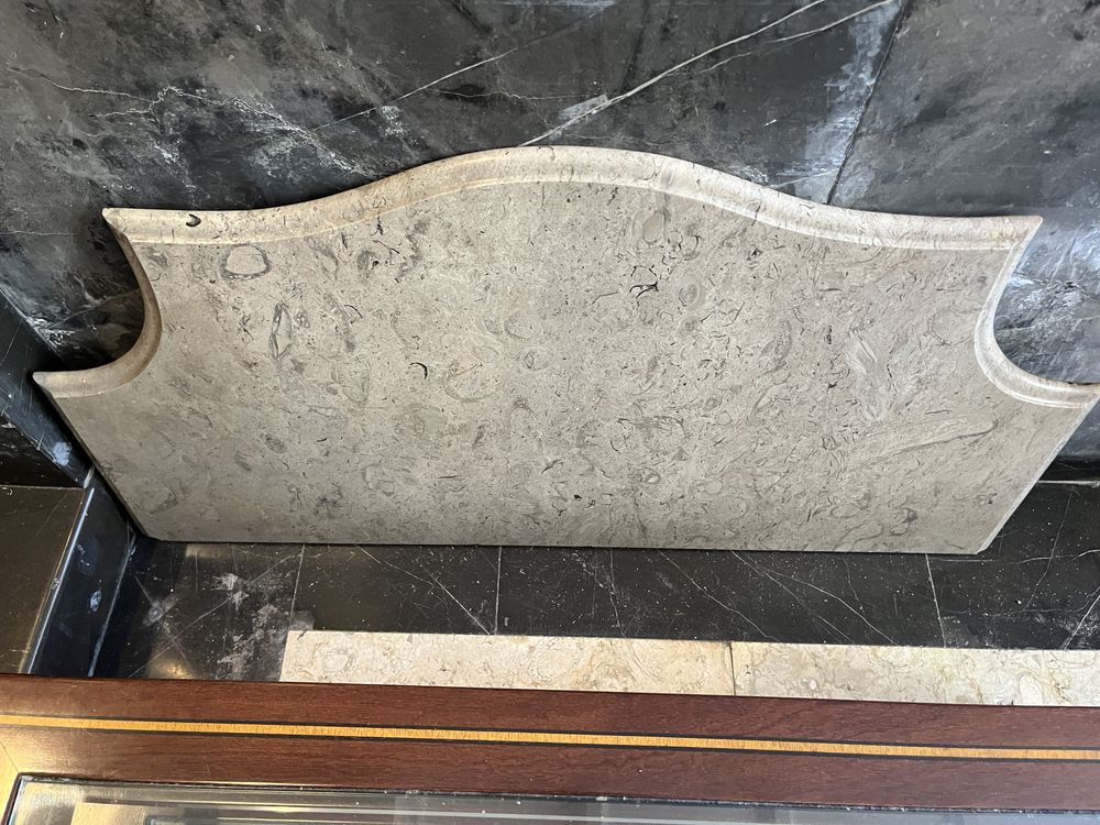 Mesa Inglesa  de apoio com 2 vidros