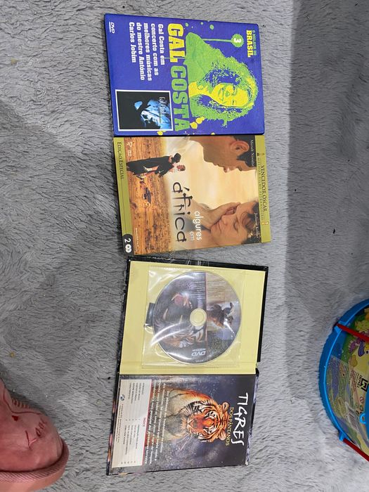 DVDs novos embalados