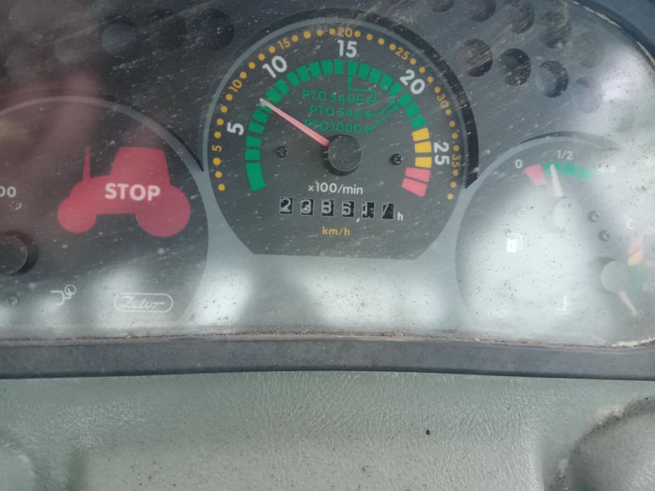 Ciągnik Zetor Proxima 8441