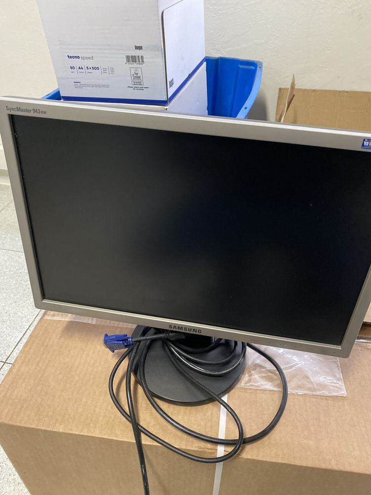 Monitor Samsung 943nw