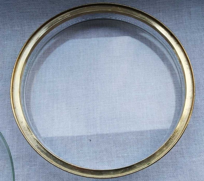 Szklany pojemnik z elementami pozłacanymi Siegl