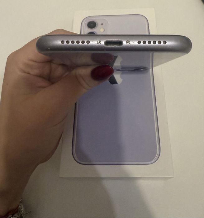 IPhone 11 fioletowy