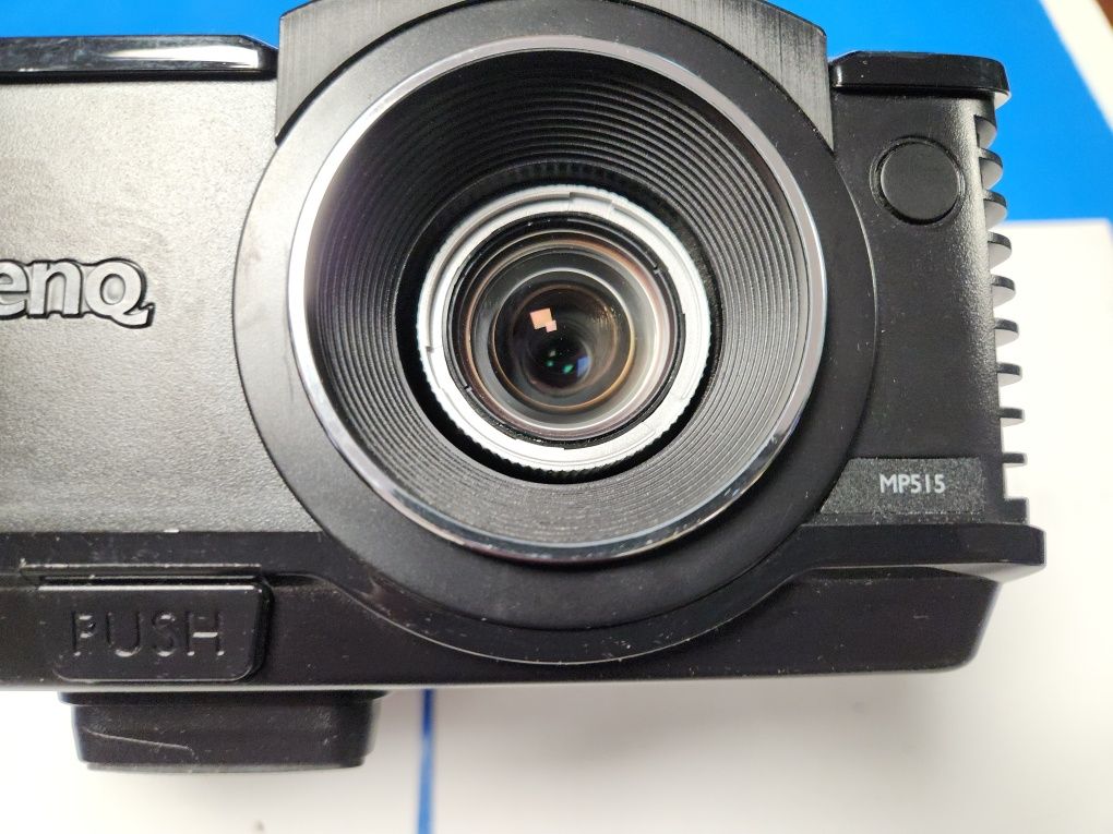 Projetor BenQ MP515