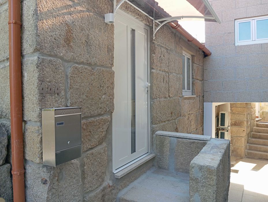 Arrendamento Moradia T3, Renda mensal 595€, Local: BOELHE, Penafiel