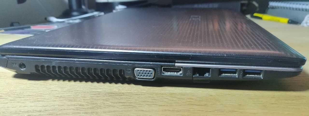 Asus K55VJ (Core i7, 16Gb, 128Gb SSD + 750 Gb Hdd,  NVidia GT 630M)